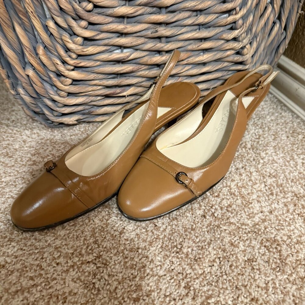 AEROSOLES Tan Slingback Heels